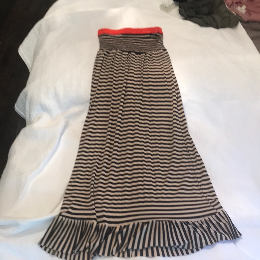 Bandeau dress / maxi skirt